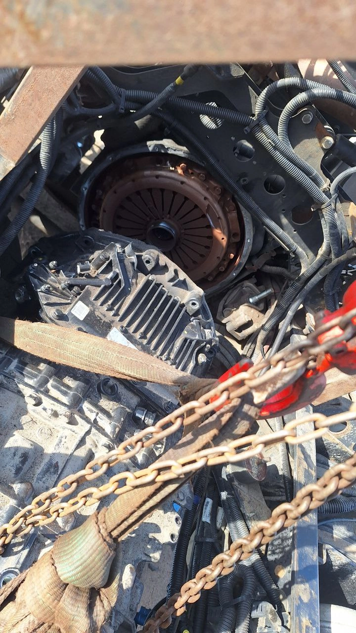 Автомеханик на выезд по грузовикам Автомеханик на выезд по грузовикам в Казани